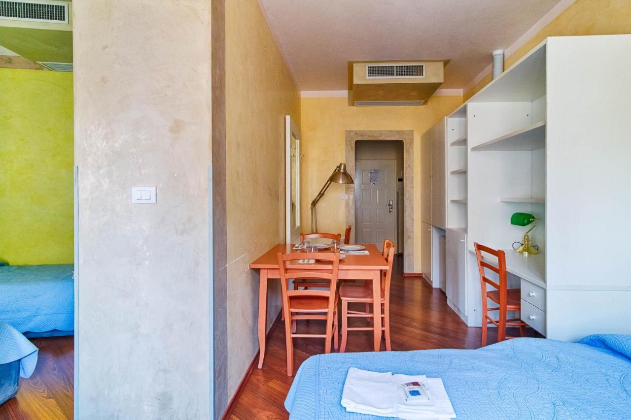 Lloyd Residence Triestino Екстериор снимка